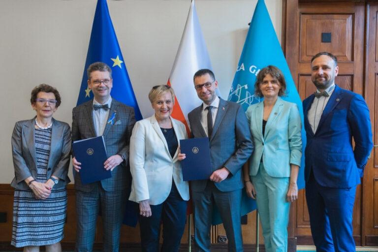 Network PL podpisuje umowę współpracy ze Szkołą Główną Handlową w Warszawie